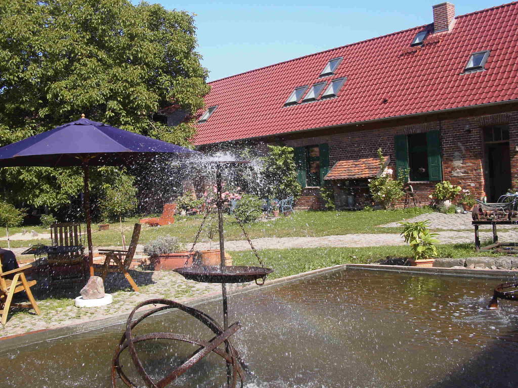Pension Kunsthof Dahrenstedt Bagian luar foto